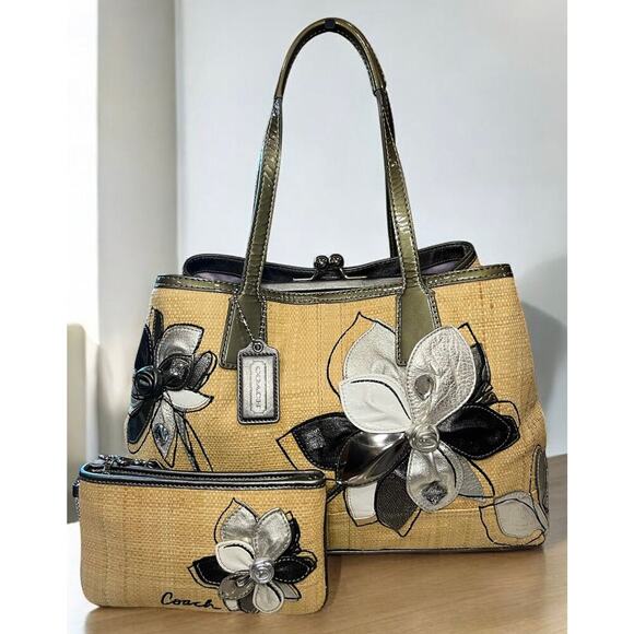Y2K Coach 13531 Hamptons Archive 10th Anniversary Straw Floral Bag & Wristlet - Picture 1 of 14